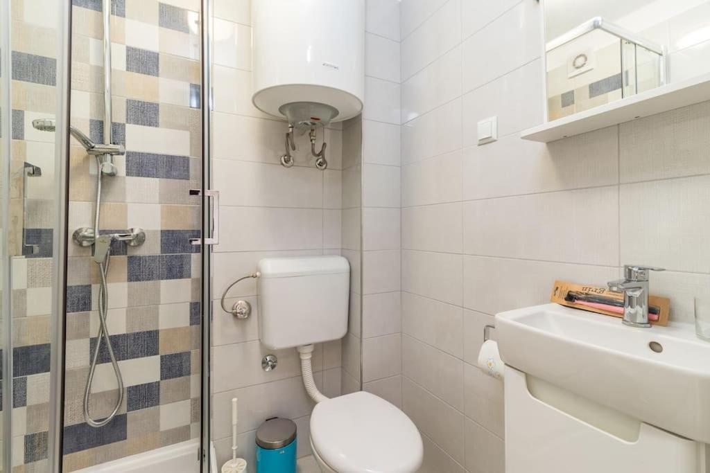 PUY Quirky Apartment Arena With Parking מראה חיצוני תמונה